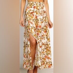 Petal and Pup side slit skirt with pockets